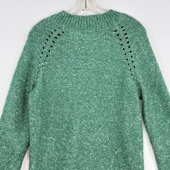 St Johns Bay Womens Green V Neck Long Sleeves Pullover Knit Sweater Size PM - Picture 4 of 16